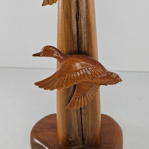 Hand-Carved Cypress Wood Duck Flying Sculpture By Cliff Mire 1999 - Picture 8 of 8